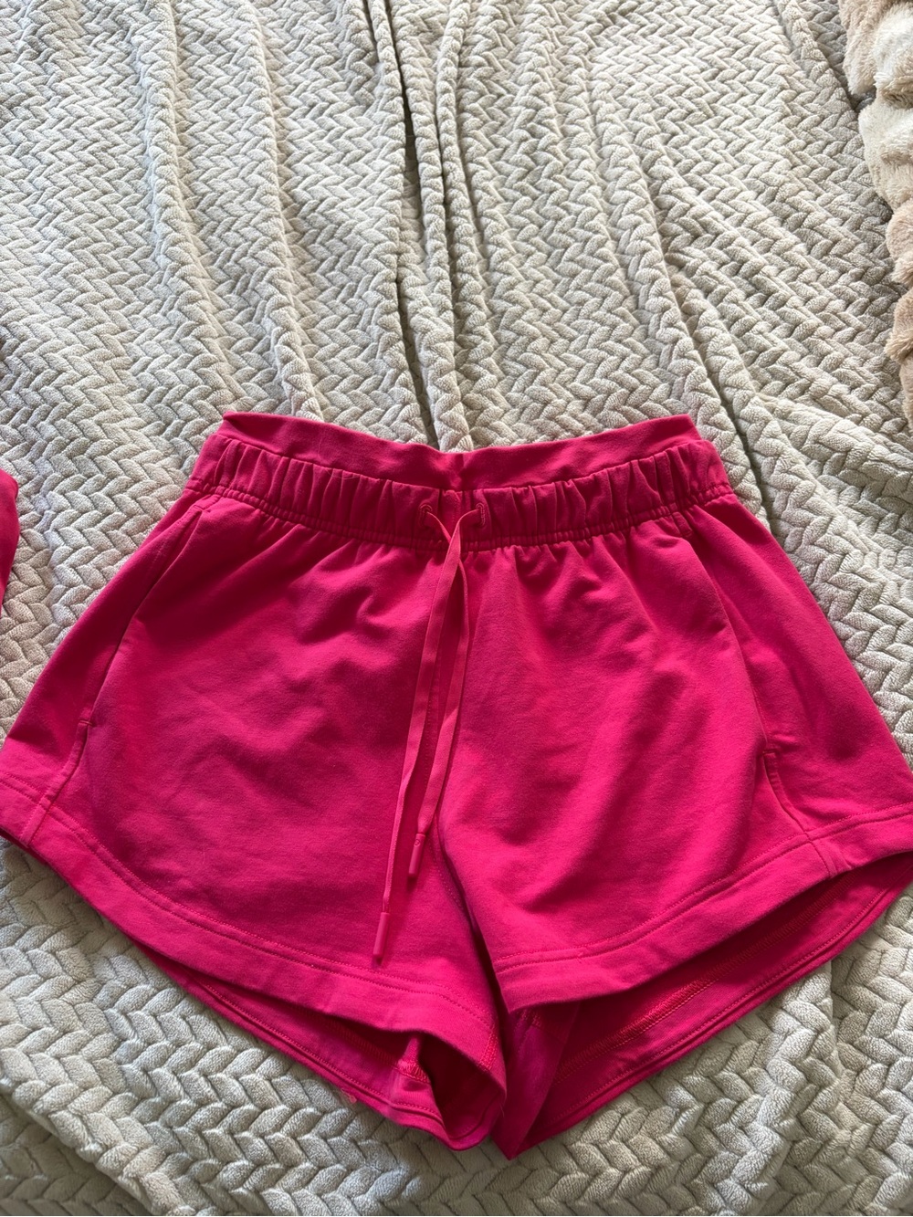 Lululemon Inner Glow Shorts Size 6